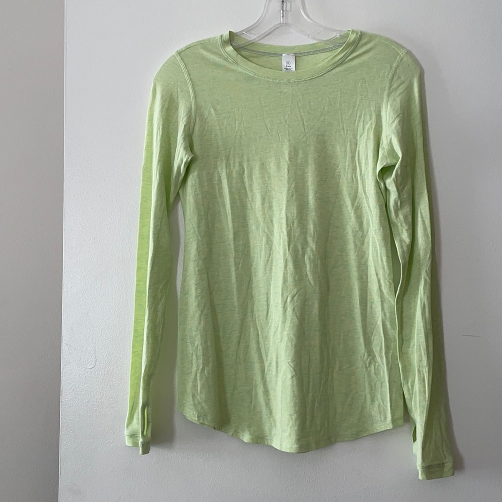 Ivivia long sleeve top
